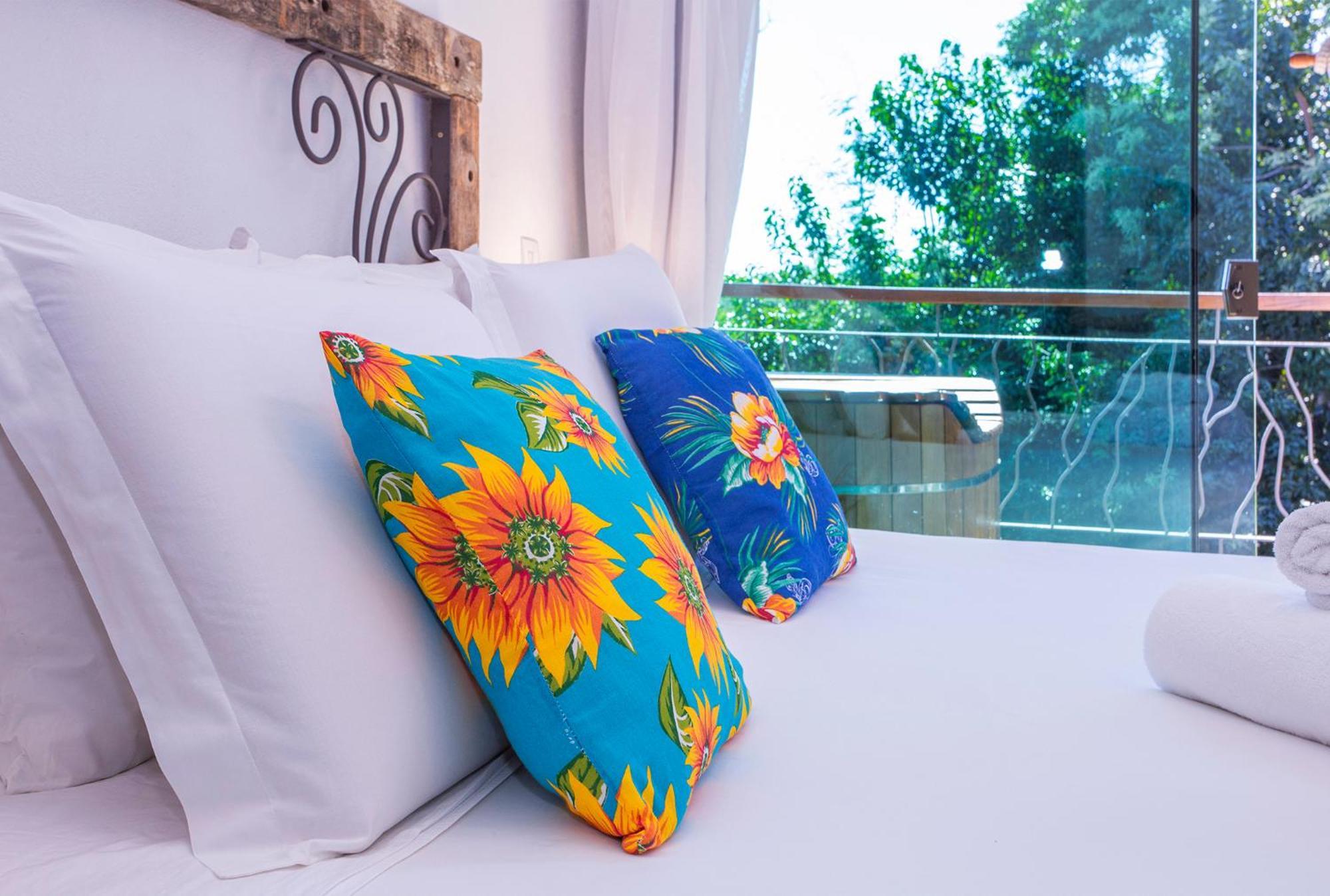 Hotel Vila Kebaya Ilhabela Bagian luar foto